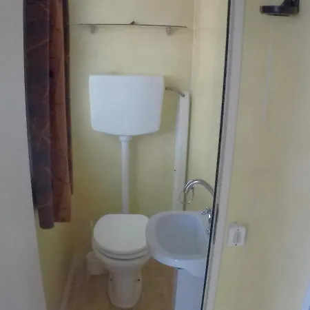 Campingplads & Village Polvese 3*