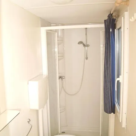 Campingplads & Village Polvese SantʼArcangelo