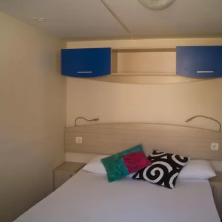 & Village Polvese Campingplads 3*