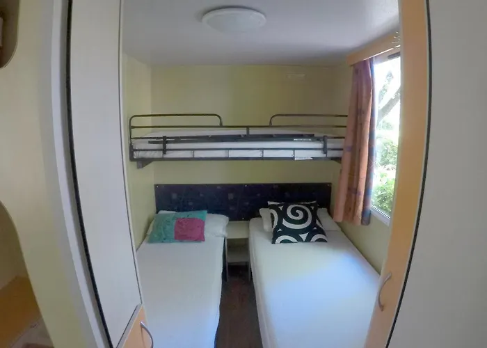 & Village Polvese SantʼArcangelo