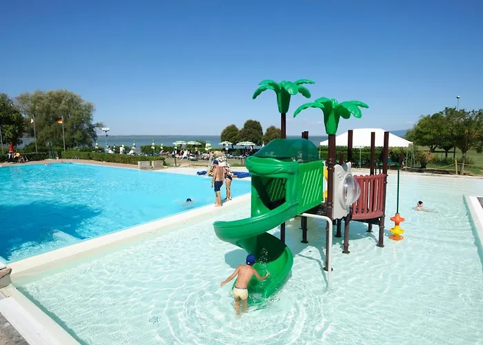 & Village Polvese Camping