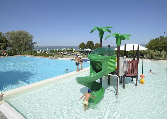 & Village Polvese SantʼArcangelo