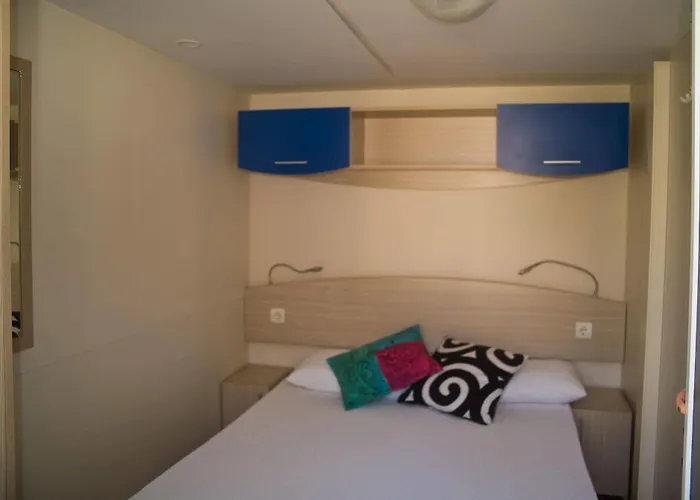 & Village Polvese Camping 3*